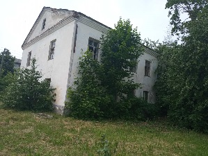 Здание школы,  Витебская область, Поставский район,  Козловщинский с/с, д. Козловщина,  ул. Первомайская, 43