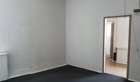 Лот №1. Право заключения договора аренды сроком на 3 года части изолированного помещения, расположенного на 2-ом этаже по адресу:  г. Витебск, ул. Толстого, 1, с инвентарным номером 200/D-183204, площадью 34,6 кв.м., размер коэффициента к базовой ставке а