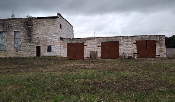 Лот № 2. Капитальные строения пл. 198,3 кв.м., 326,4 кв.м., 113,1 кв.м., расположенные по адресу: Витебская область, Поставский район, гп.Лынтупы, ул.Лесная, д.18, 20, 22 Лот № 2. Капитальные строения пл. 198,3 кв.м., 326,4 кв.м., 113,1 кв.м., расположенные по адресу: Витебская область, Поставский район, гп.Лынтупы, ул.Лесная, д.18, 20, 22