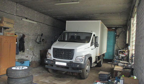 Лот № 5. Грузовой специальный фургон изотермический GAZ C41R13 ЮНИСКАФ U1-C41R, 2023 г.в., per. знак AM 9180-2, кузов (рама) Y4NU1C41RP0001672, цвет – белый.