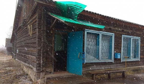 Неиспользуемое здание магазина Неиспользуемое здание магазина