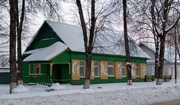 Здание трудовых мастерских, ул. г.п.Россоны, ул. Советская, 13, Витебская обл., ГУ «ТЦСОН Россонского района»