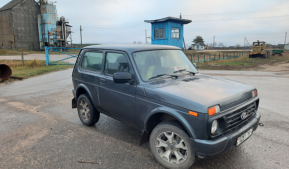 Легковой специальный внедорожник универсал LADA 21214 2019г.в. Легковой специальный внедорожник универсал LADA 21214 2019г.в.