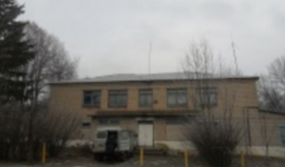 Неиспользуемое административное здание Неиспользуемое административное здание