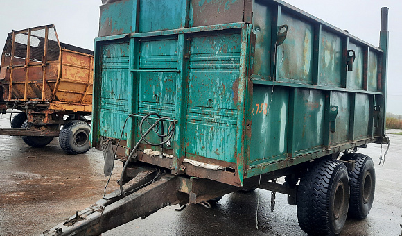 Прицеп тракторный 2ПТС-9 и офисная мебель Прицеп тракторный 2ПТС-9 и офисная мебель