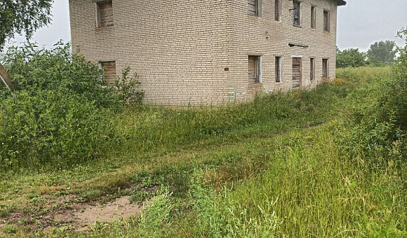 Четырёхквартирный блокированный жилой дом по адресу: Витебская обл., Бешенковичский р-н, Бочейковский с/с, д. Клещино. Четырёхквартирный блокированный жилой дом по адресу: Витебская обл., Бешенковичский р-н, Бочейковский с/с, д. Клещино.