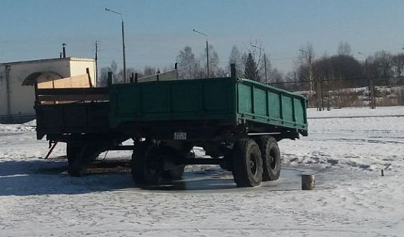 Полуприцеп тракторный универсальный ПТУ-7,5 2008 г.в. Полуприцеп тракторный универсальный ПТУ-7,5 2008 г.в.