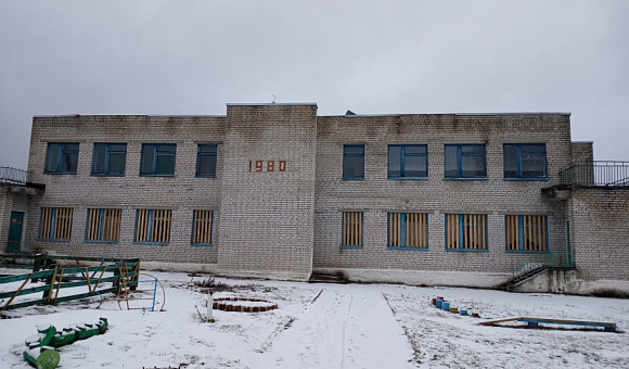 Здание детского сада, инв.222/С-38528 Поставский район, д. Гута,  ул. Советская, д.55, 