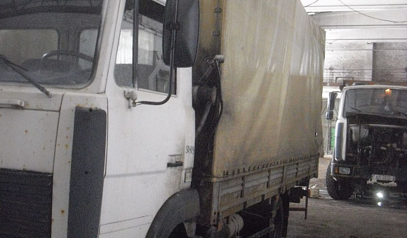 Грузовой бортовой тентовый МАЗ 437041-261,2006г.в., регистрационный знак АА 4799-2 Грузовой бортовой тентовый МАЗ 437041-261,2006г.в., регистрационный знак АА 4799-2