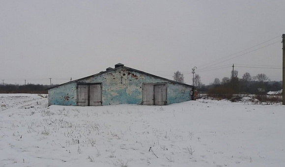 Недвижимое имущество и оборудование сельскохозяйственного предприятия по адресу: Витебская обл., Бешенковичский р-н, Бочейковский с/с, д.  Клещино