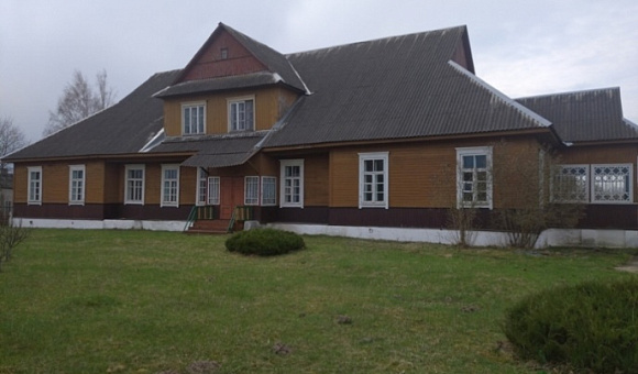 Производственная площадка на базе бывшего детского сада, ул.1-го Мая, 44, аг.Крулевщина Докшицкого района