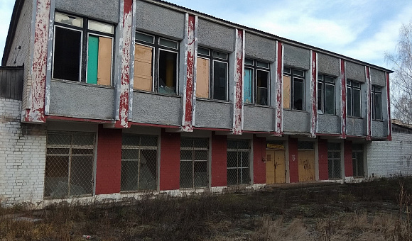 Неиспользуемое здание Неиспользуемое здание