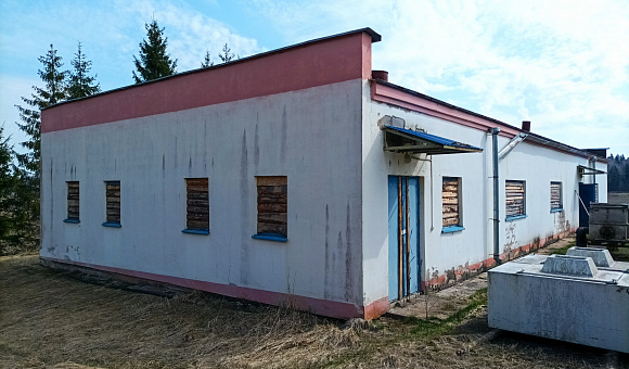 Комплекс капитальных строений и движимое имущество в д. Навлица Комплекс капитальных строений и движимое имущество в д. Навлица