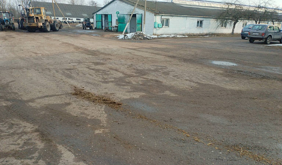 Лот № 1.Капитальные строения КУСХП "Городец" по адресу: Витебская обл., Шарковщинский р-н, Лужковский с/с, д. Городец, ул. Заречная