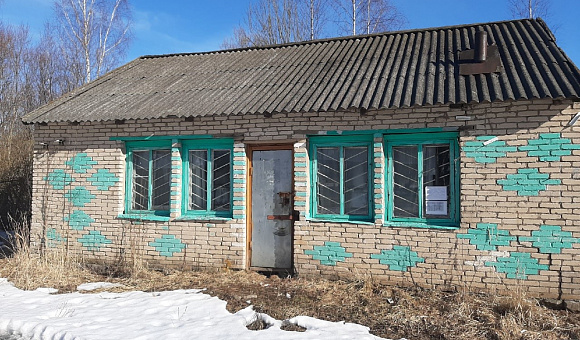 Неиспользуемое здание магазина Неиспользуемое здание магазина