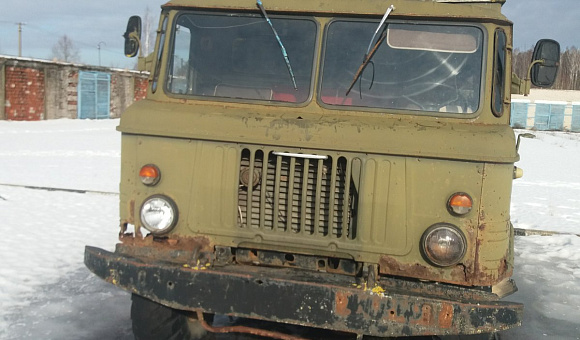 Грузовой фургон GAZ-66 1986 г.в. Грузовой фургон GAZ-66 1986 г.в.