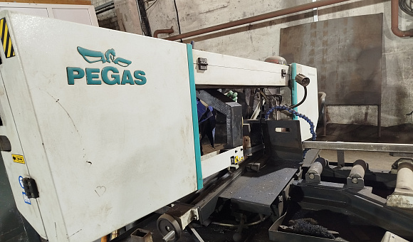 Лот № 4. Ленточнопильный станок Pegas 360х500 GN-LR в комплекте с подающим роликовым устройством, 2019 года выпуска, инвентарный №83096.