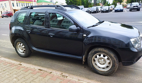 Автомобиль RENAULT DUSTER, 2016 года выпуска Автомобиль RENAULT DUSTER, 2016 года выпуска