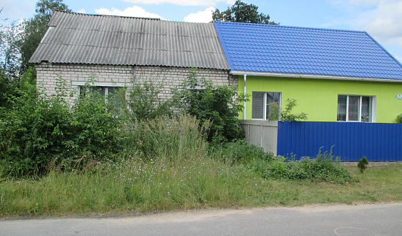 Квартира, общей площадью 54.9 кв.м., по адресу Стародорожский р-н, г. Старые Дороги, ул. Восточная, д. 6, кв. 2