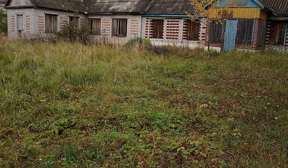 Неиспользуемое здание Неиспользуемое здание